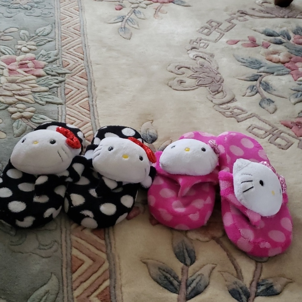 Sanrio Hello Kitty slippers